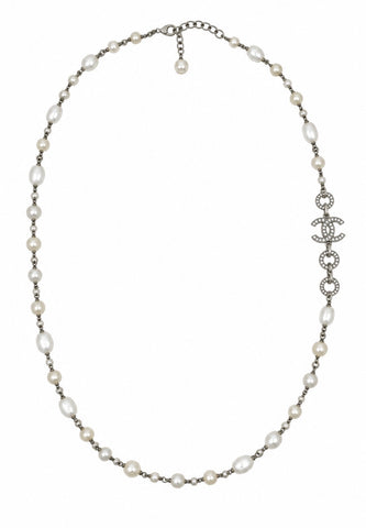 Chanel White Pearl Charm Necklace, SS20, OS